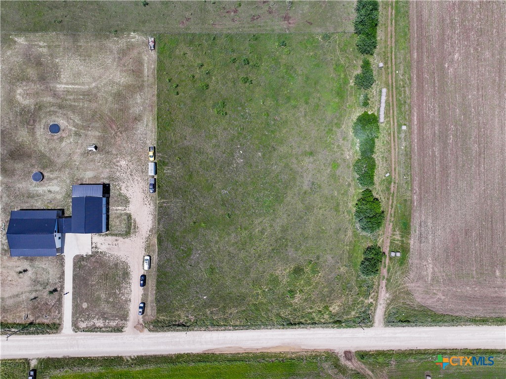 1432 Dos Hermanas Road Salado, TX 76571 - Photo 3 of 14 a view of a yard