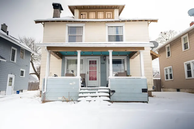 $145,000 | 1525 West Saginaw Street, Lansing, MI 48915