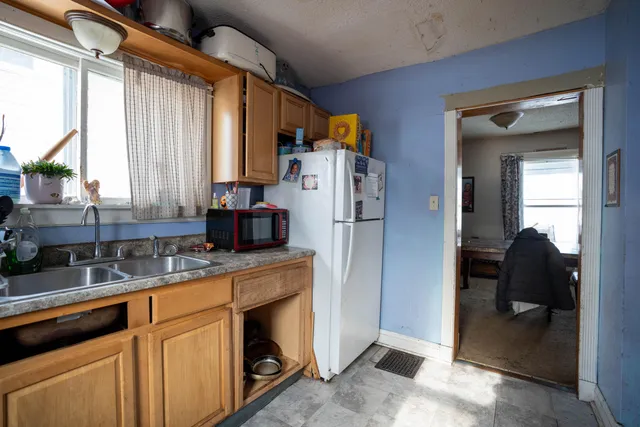 $145,000 | 1525 West Saginaw Street, Lansing, MI 48915