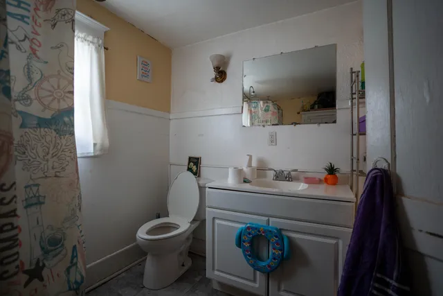 $145,000 | 1525 West Saginaw Street, Lansing, MI 48915