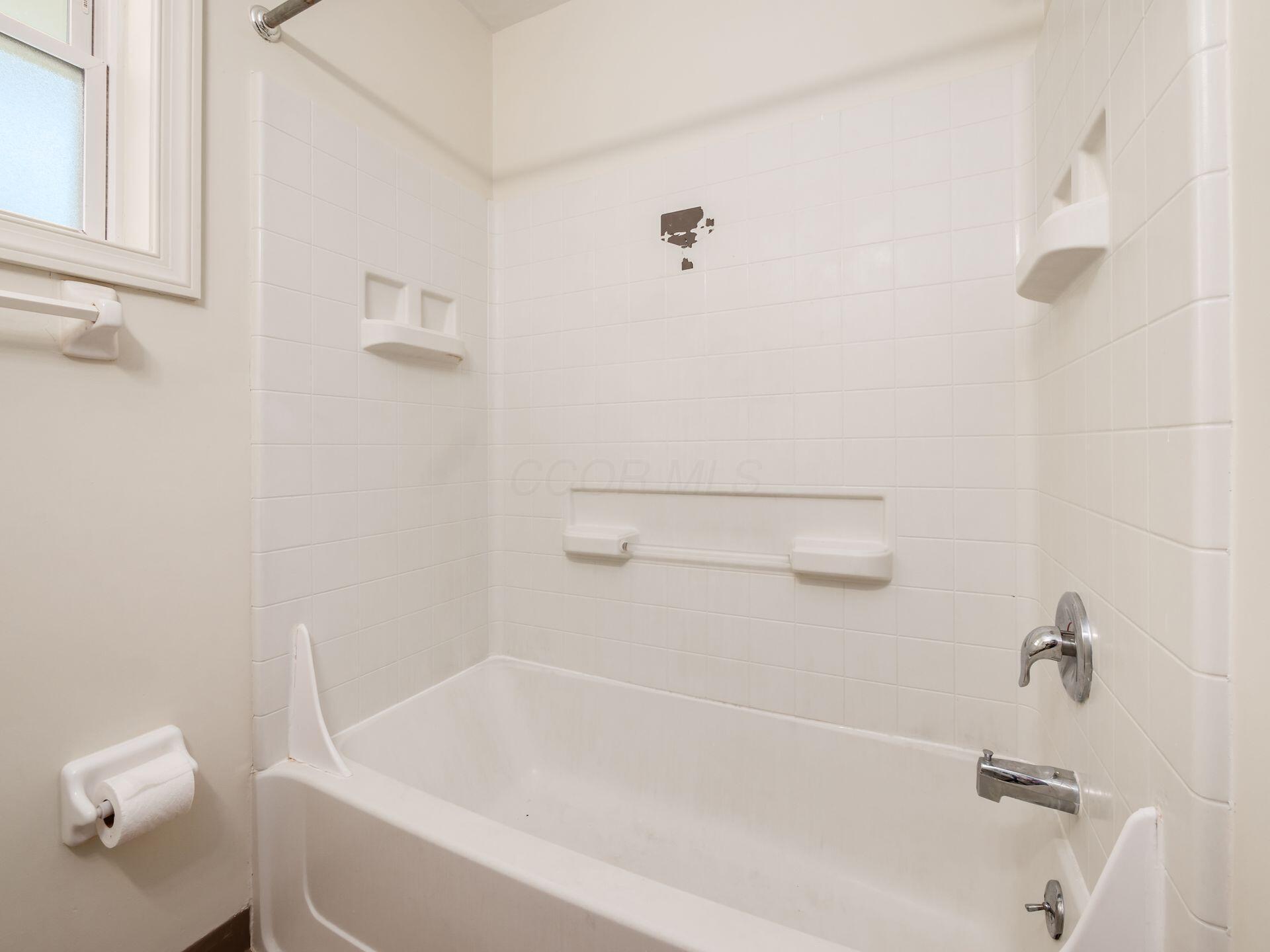 1140 Eastfield Road Worthington, OH 43085 - Photo 28 of 33