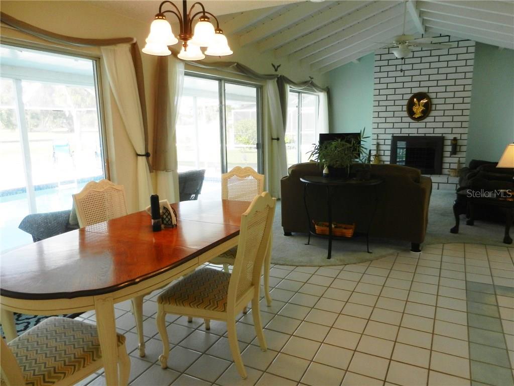 98 Caddy Road Rotonda West, FL 33947 - Photo 10 of 24
