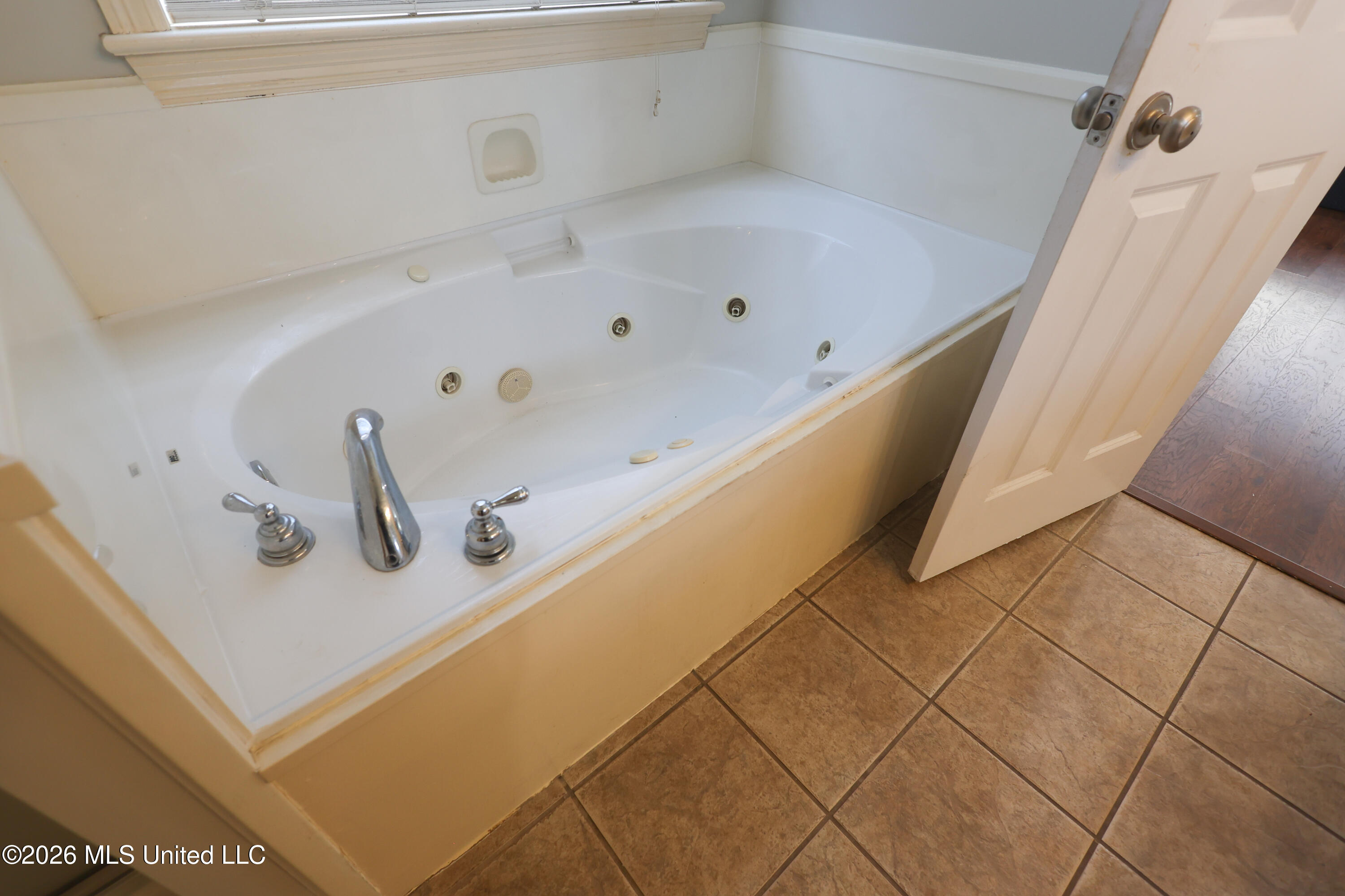 402 Provision Parkway Brandon, MS 39042 - Photo 11 of 54 MASTER BATHROOM
