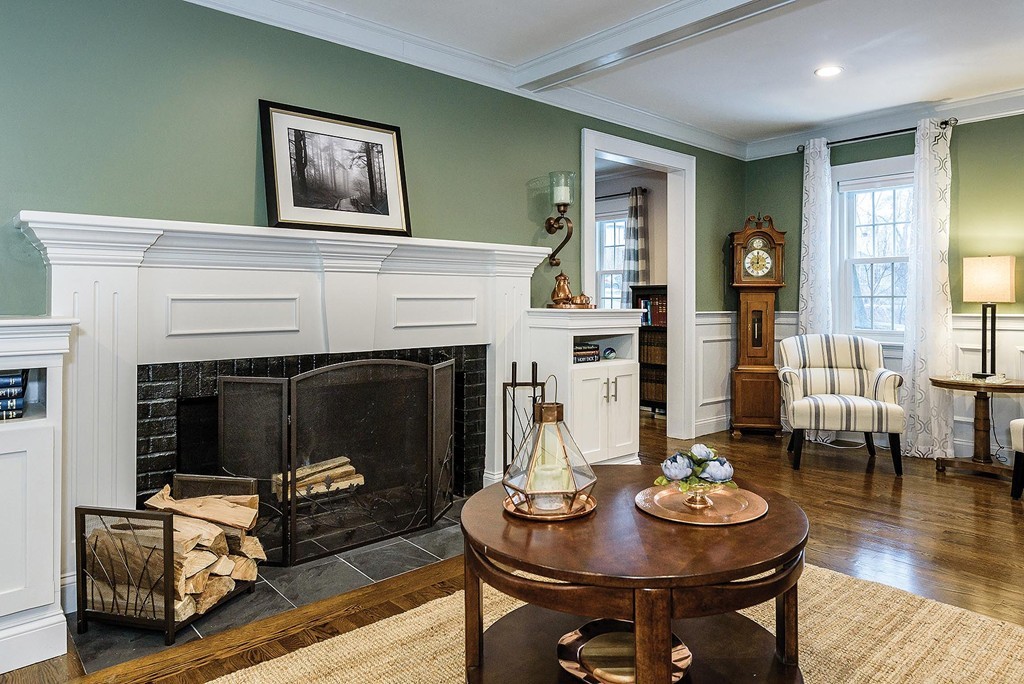 250 Dorset Road Newton, MA 02468 - Photo 4 of 13