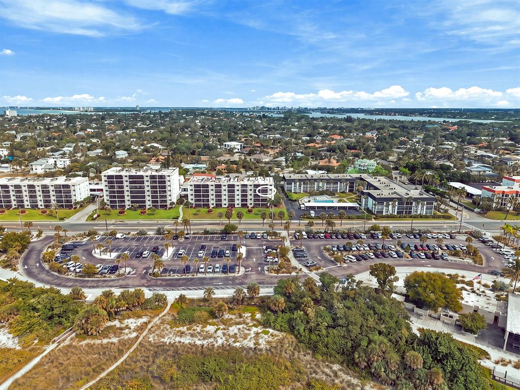 797 Beach Road, Unit 415 Sarasota, FL 34242 - Photo 4 of 24 Gallery Image 4