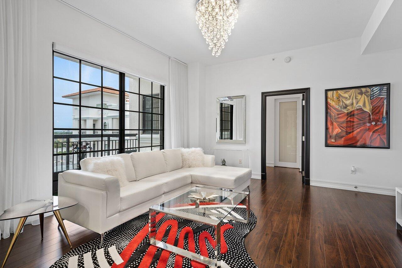 233 South Federal Highway, Unit UPH10 Boca Raton, FL 33432 - Photo 2 of 29 Living Room