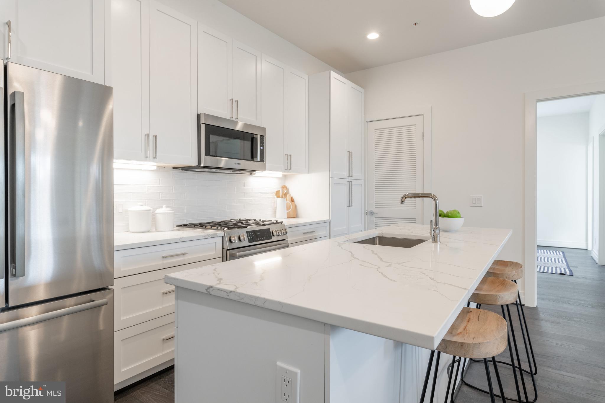 770 Park Road Northwest, Unit 301 Washington, DC 20010 - Photo 6 of 21 Pictures Reflect Unit 201
