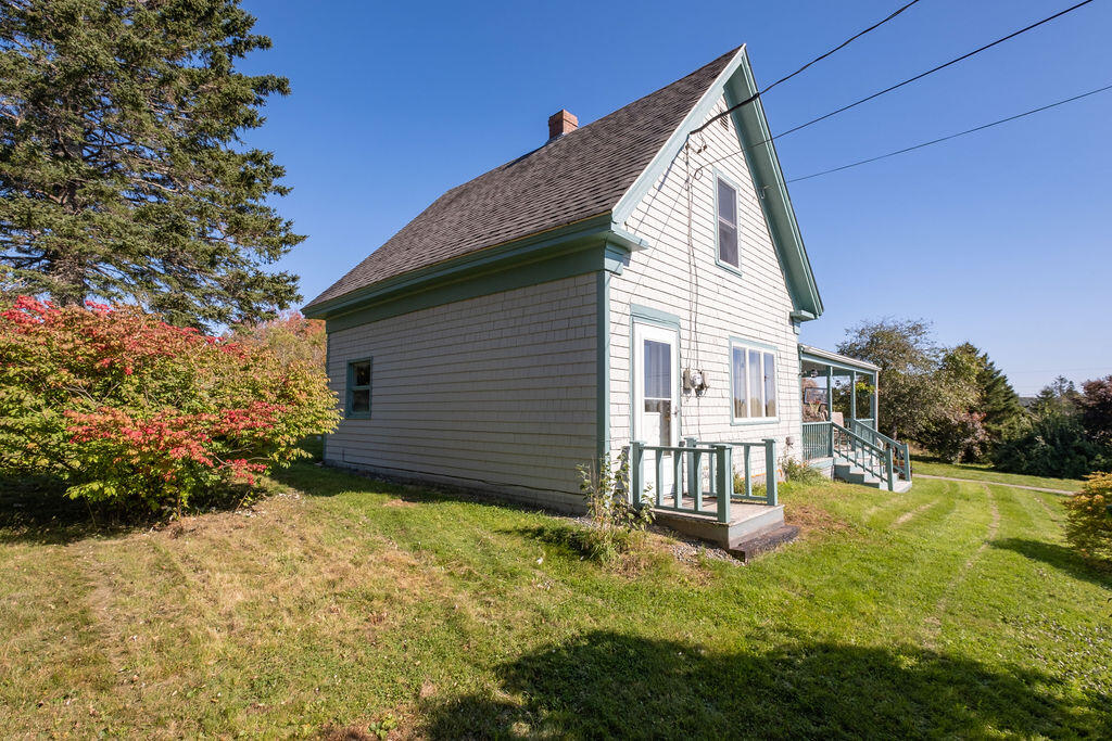 87 Little Deer Isle Road Deer Isle, ME 04650 - Photo 34 of 37 87LittleDeerIsle-11
