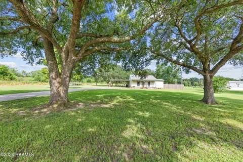 $235,000 | 217 Stelly Road, Carencro, LA 70520