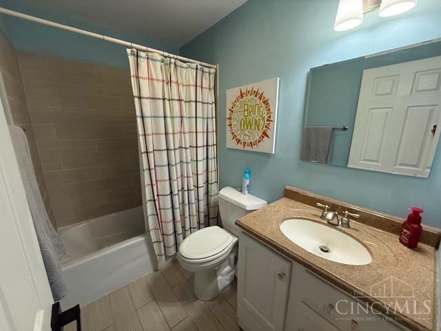 5220 Fox Ridge Cincinnati, OH 45248 - Photo 17 of 26 Gallery Image 17