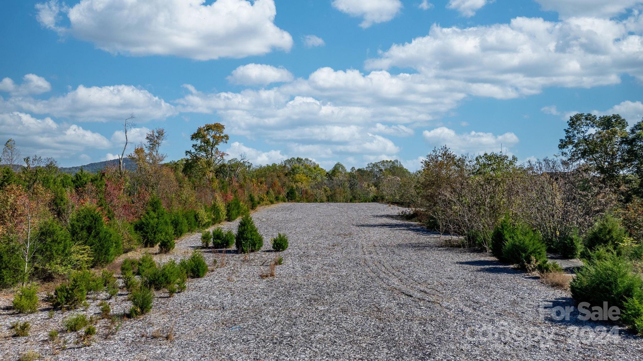 290 Pleasant Hill Road Hudson, NC 28638 - Photo 6 of 10