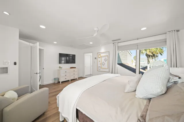 $930,000 | 3414 Jolly Roger Circle, Galveston, TX 77554