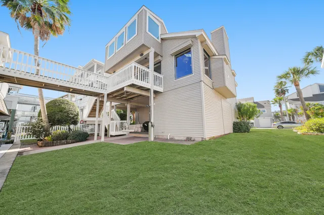 $930,000 | 3414 Jolly Roger Circle, Galveston, TX 77554