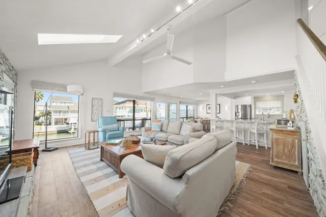 $930,000 | 3414 Jolly Roger Circle, Galveston, TX 77554