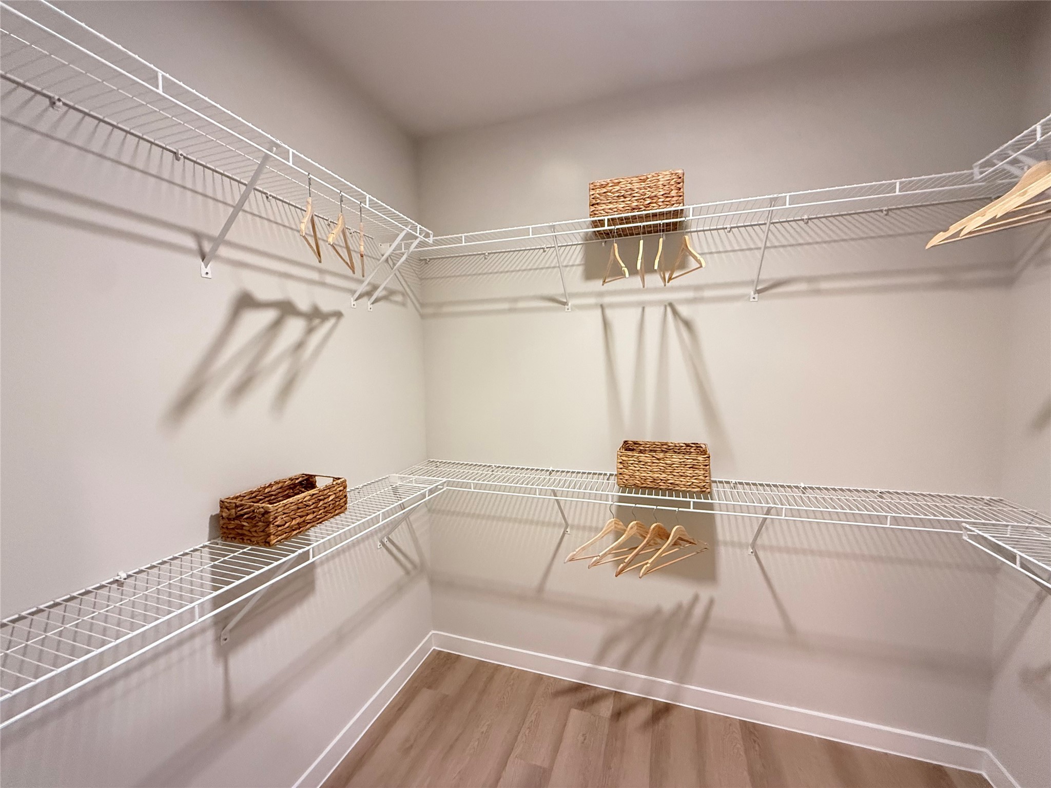 1610 Campbell Road, Unit B4 307 Houston, TX 77055 - Photo 6 of 12 a view of entryway