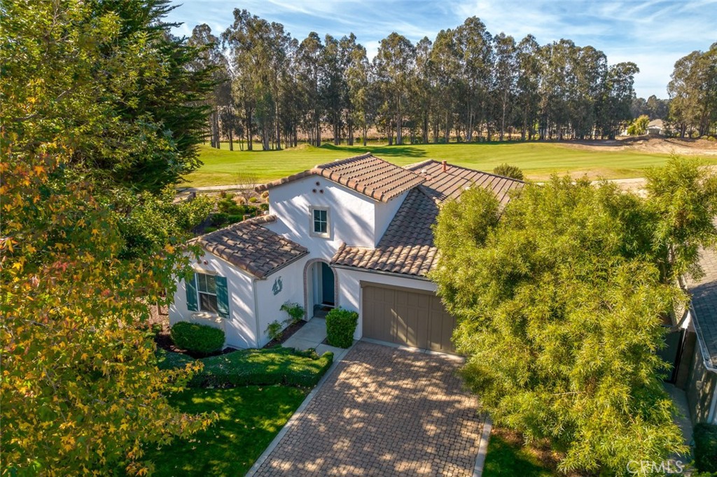 964 Sophie Court, Nipomo, CA 93444 Compass