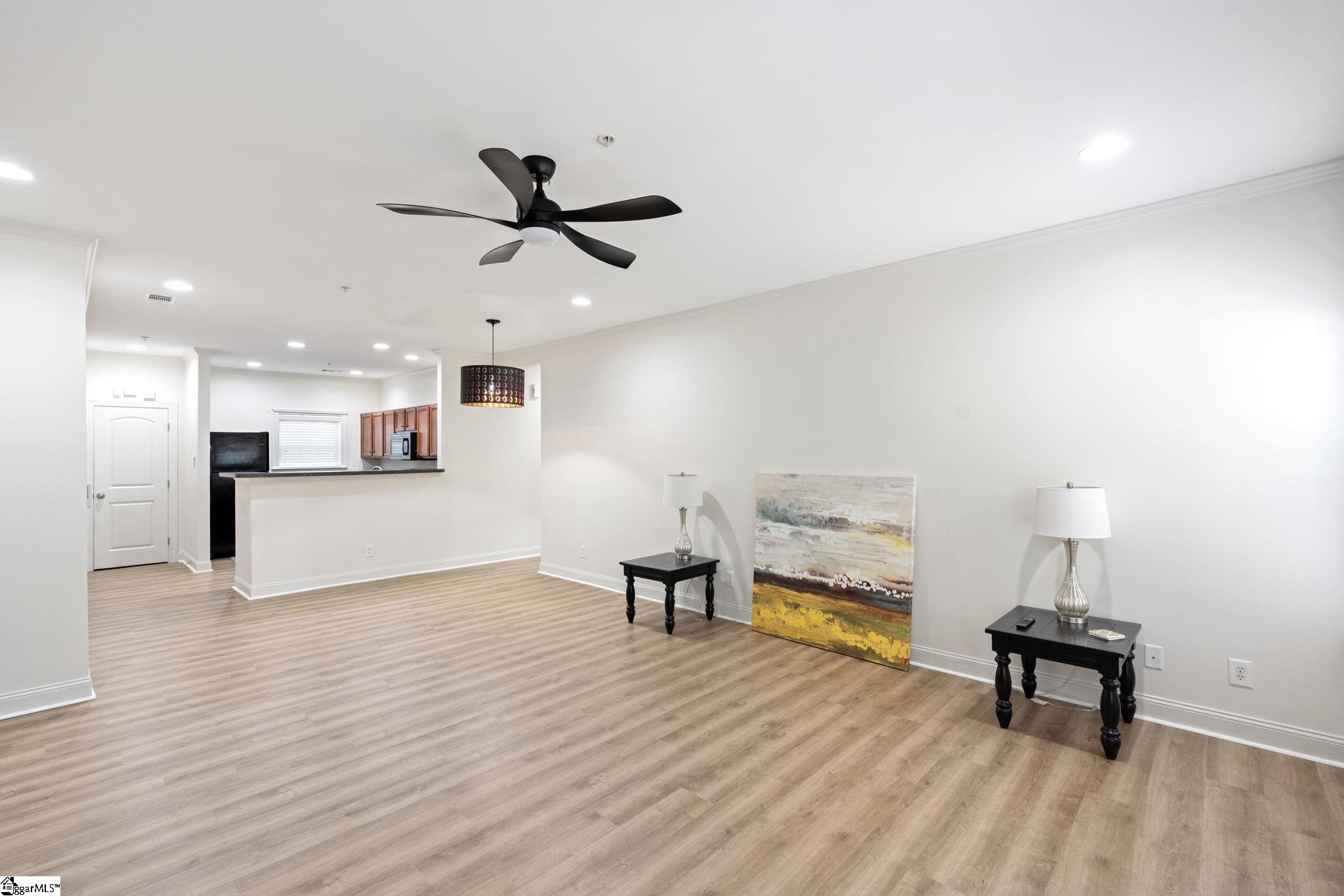348 Easterlin Way Greenville, SC 29607 - Photo 14 of 29