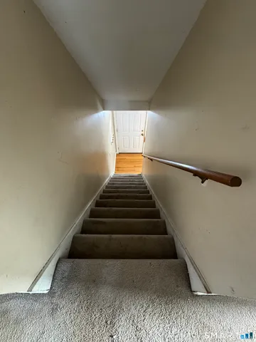 $295,000 | 33 North Canton Road, Barkhamsted, CT 06063