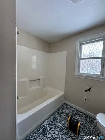 $295,000 | 33 North Canton Road, Barkhamsted, CT 06063