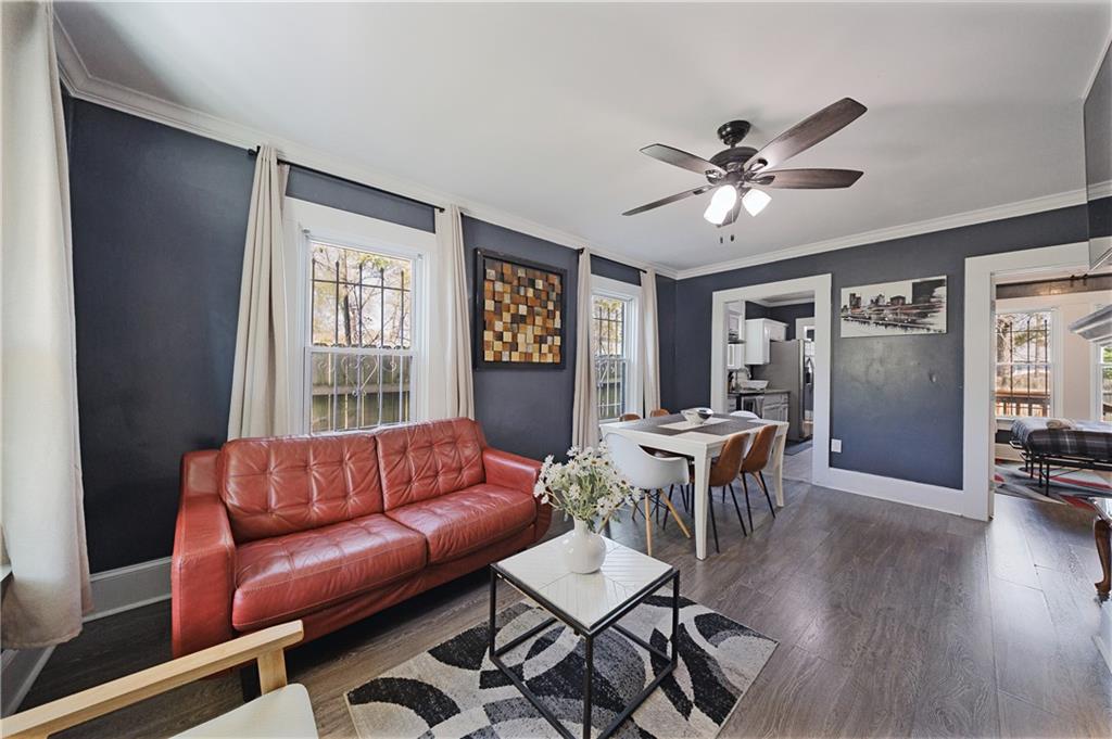 965 Mayson Turner Road Northwest Atlanta, GA 30314 - Photo 3 of 33 Gallery Image 3