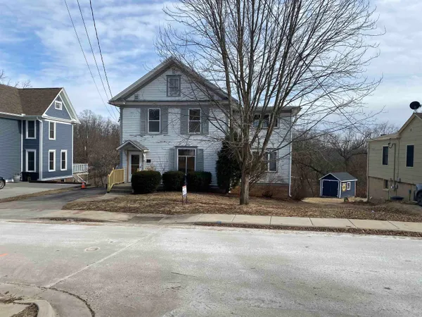 $275,000 | 309 Pine Street, Mineral Point, WI 53565