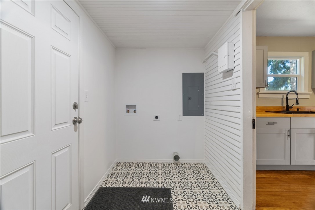 388 Southwest 10th Street Chehalis, WA 98532 - Photo 8 of 23 Gallery Image 8