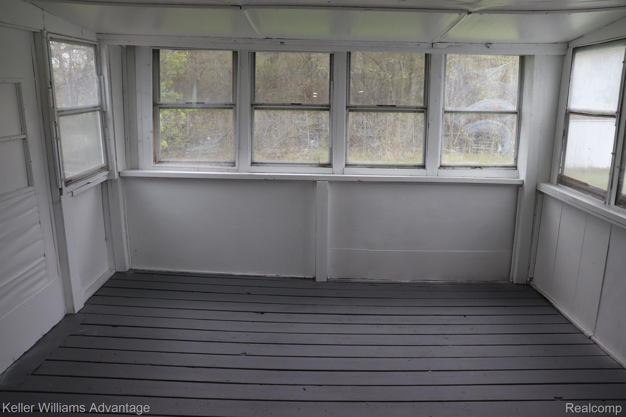 4378 West Carpenter Road Flint, MI 48504 - Photo 16 of 21 Gallery Image 16