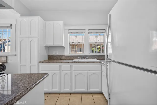 $775,000 | 521 Olive Avenue, Long Beach, CA 90802