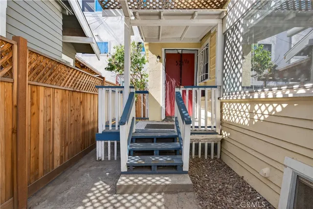 $775,000 | 521 Olive Avenue, Long Beach, CA 90802