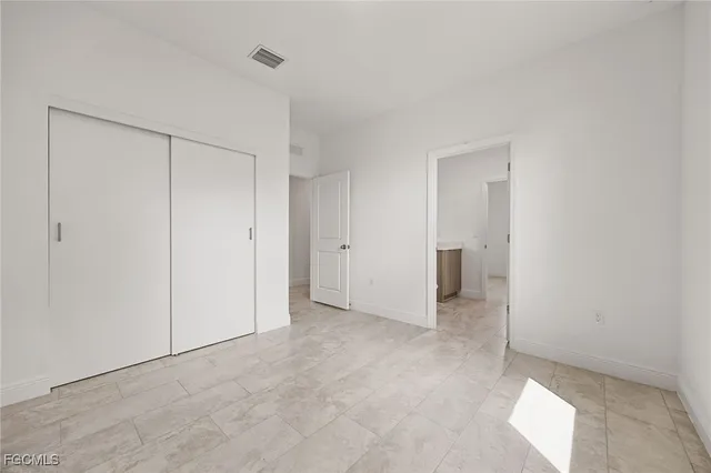 $319,900 | 5017 West Hummingbird Drive, LaBelle, FL 33935