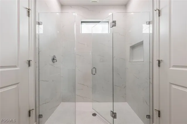 $319,900 | 5017 West Hummingbird Drive, LaBelle, FL 33935