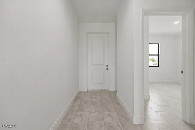 $319,900 | 5017 West Hummingbird Drive, LaBelle, FL 33935