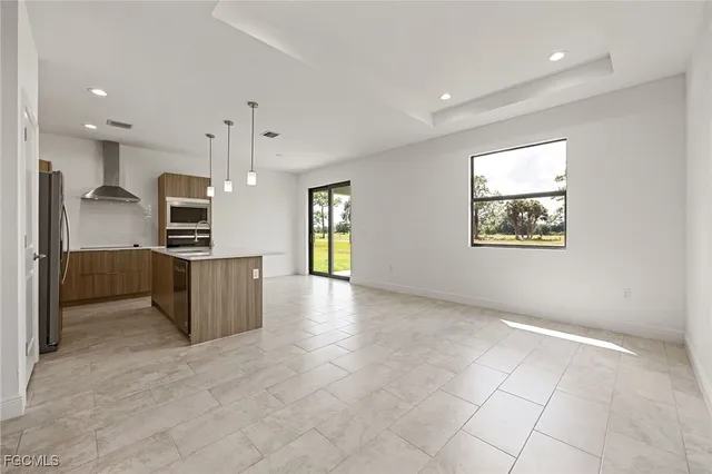 $319,900 | 5017 West Hummingbird Drive, LaBelle, FL 33935