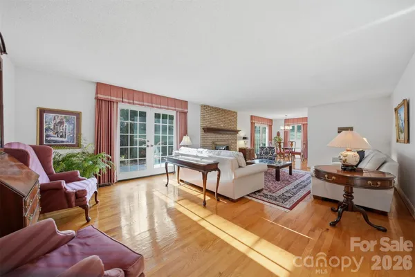 $329,900 | 5523 Pine Lake Court, Hickory, NC 28601