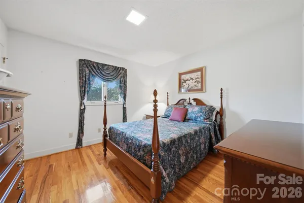 $329,900 | 5523 Pine Lake Court, Hickory, NC 28601