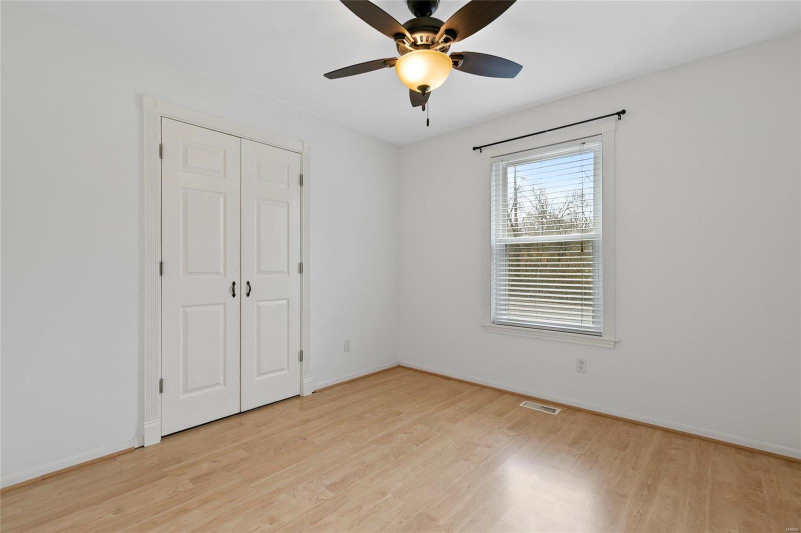 315 South Mosley Road St. Louis, MO 63141 - Photo 12 of 20 Gallery Image 12