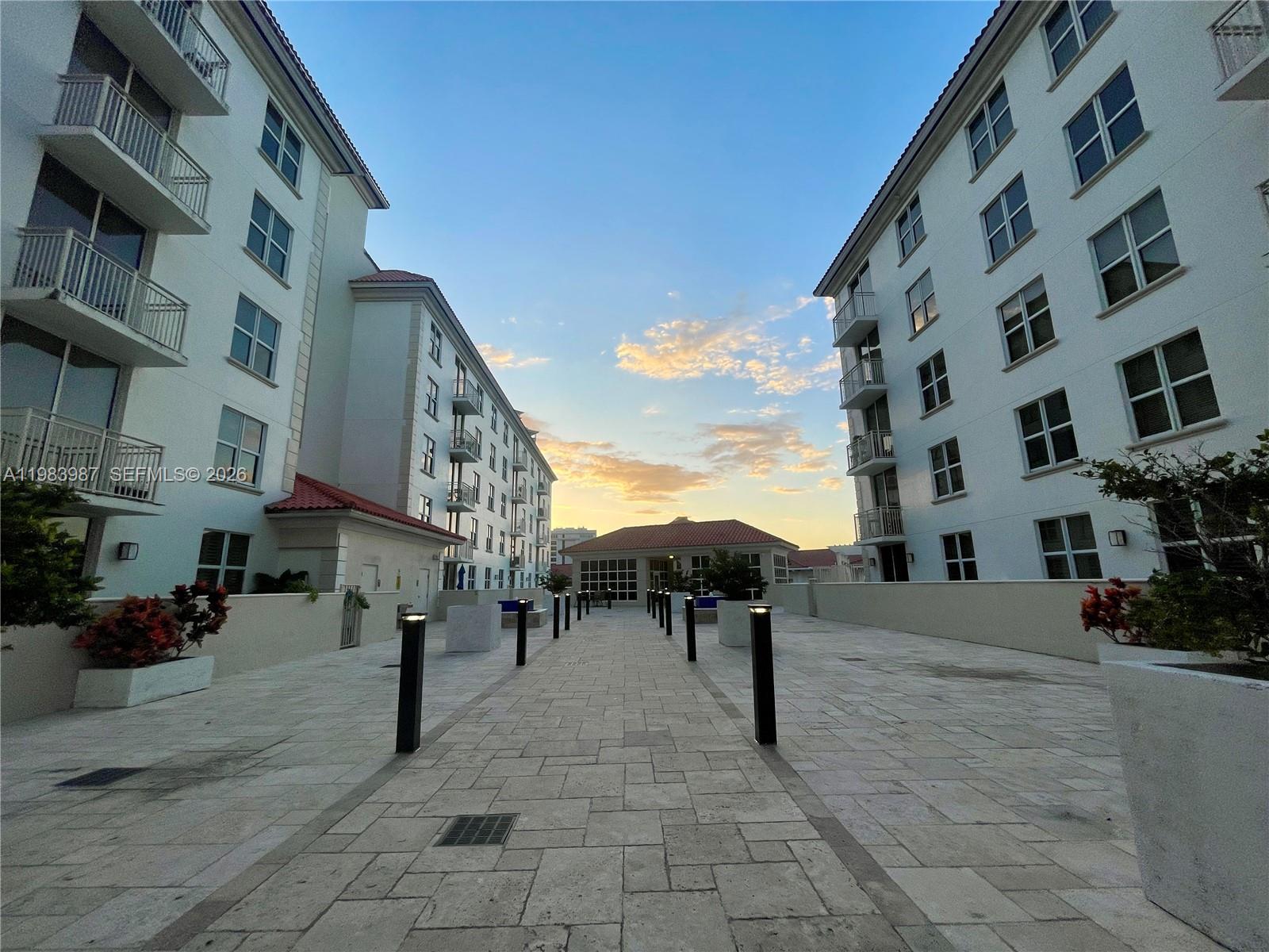 2030 Douglas Road, Unit 509 Coral Gables, FL 33134 - Photo 17 of 20