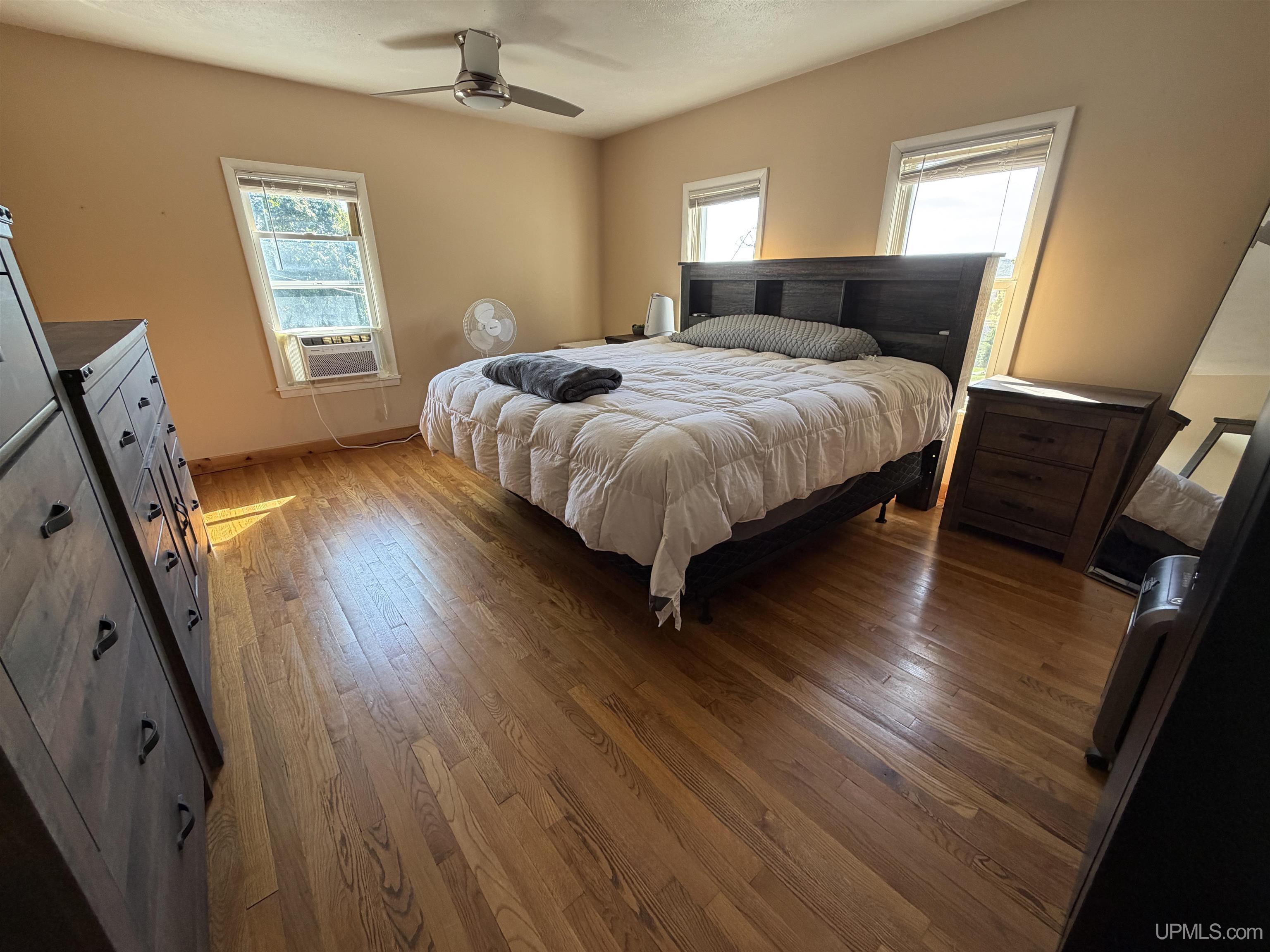 204 Walnut Street Munising, MI 49862 - Photo 19 of 45