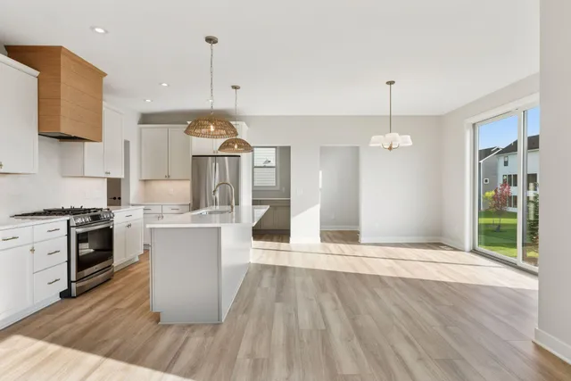 $849,900 | 7254 61st Street South, Cottage Grove, MN 55016