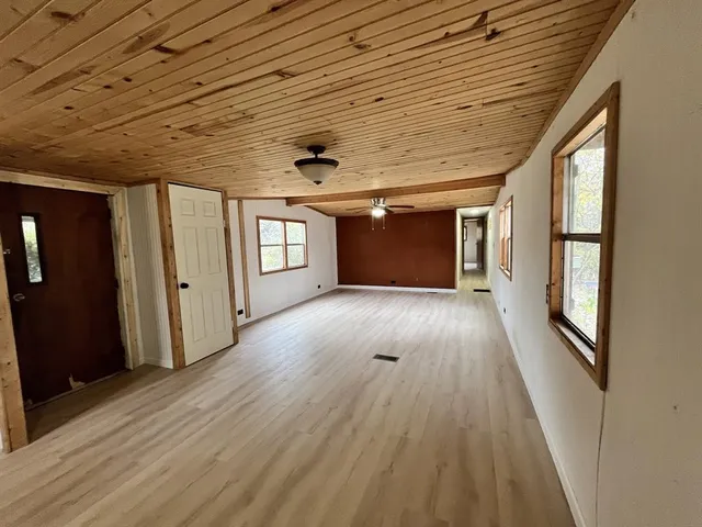 $1,090 | 117 Plantation Drive, Gun Barrel City, TX 75156