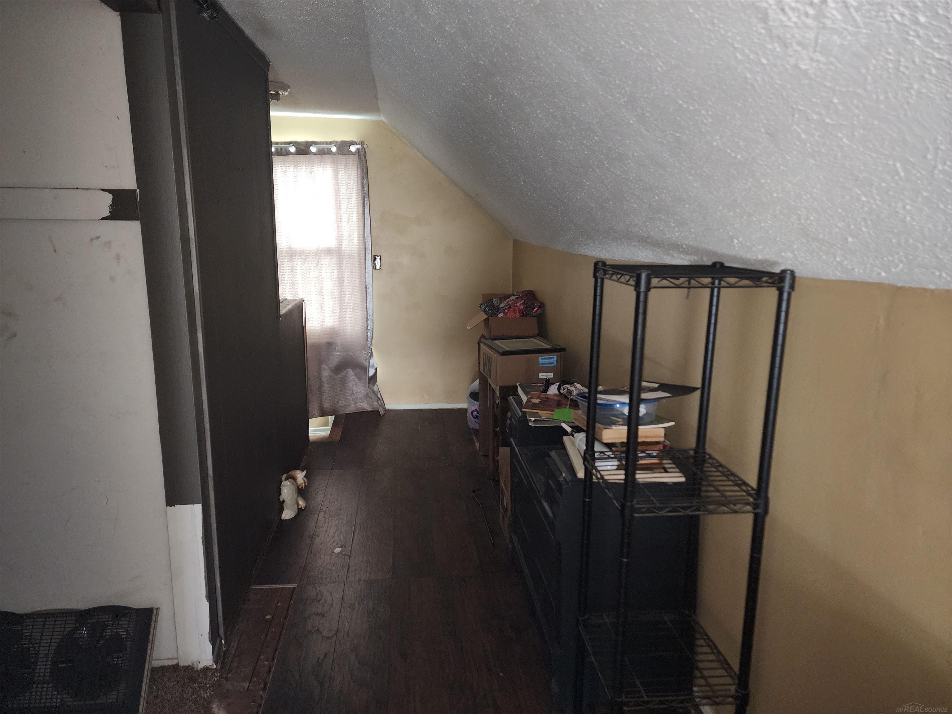 413 Hemphill Road Flint, MI 48507 - Photo 11 of 11 50099122-10.JPG