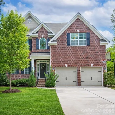 $615,000 | 949 Autumn Glen Court, Lake Wylie, SC 29710