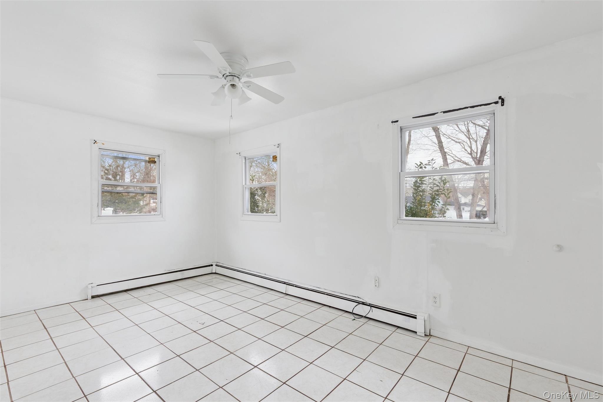 103 West Yaphank Road Coram, NY 11727 - Photo 11 of 31