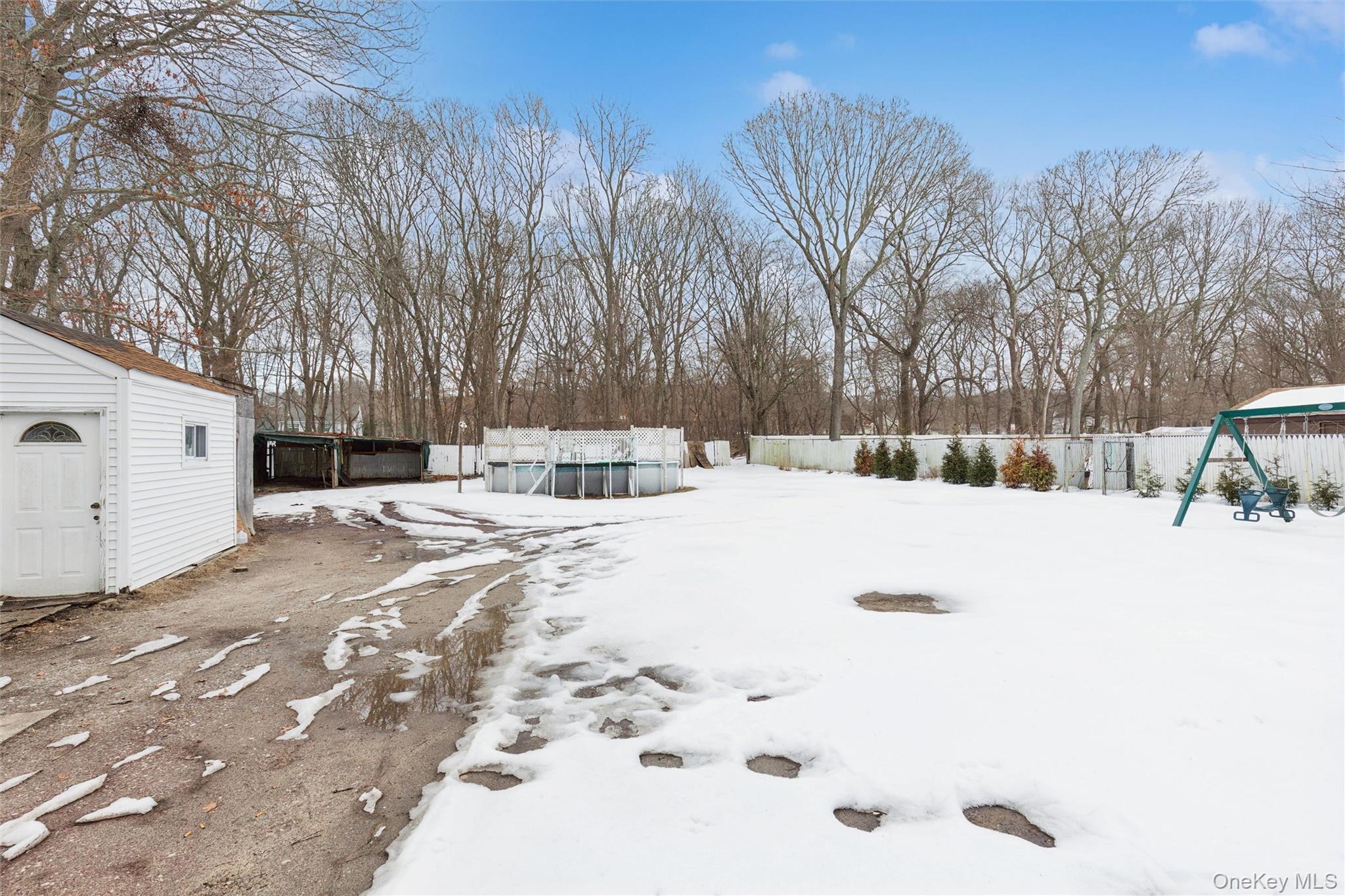 103 West Yaphank Road Coram, NY 11727 - Photo 23 of 31