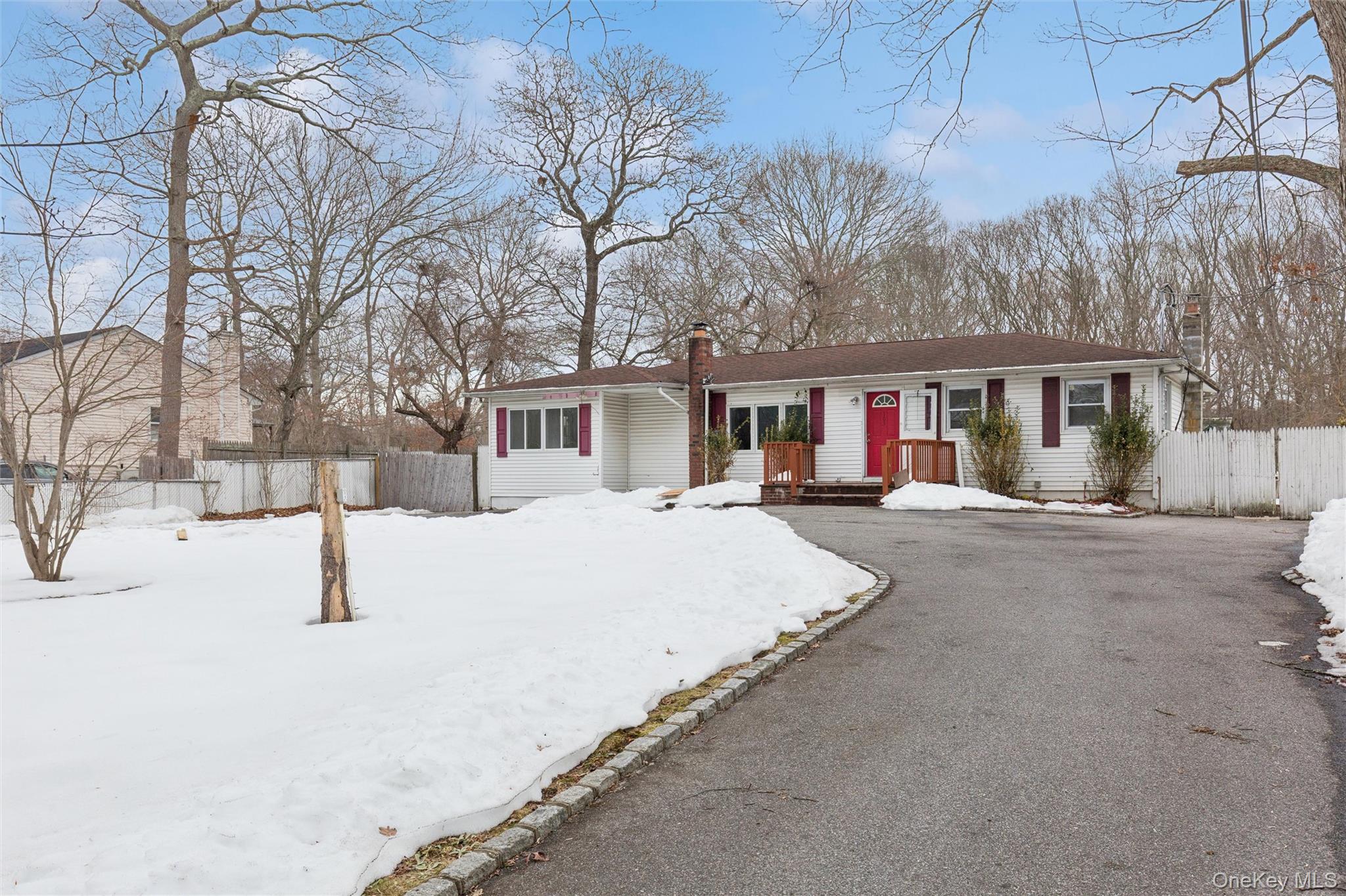 103 West Yaphank Road Coram, NY 11727 - Photo 31 of 31