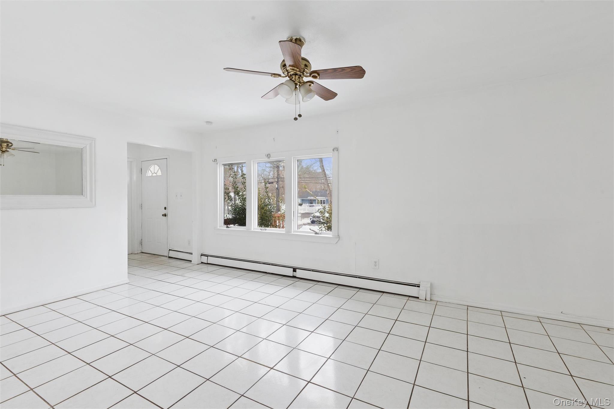 103 West Yaphank Road Coram, NY 11727 - Photo 5 of 31