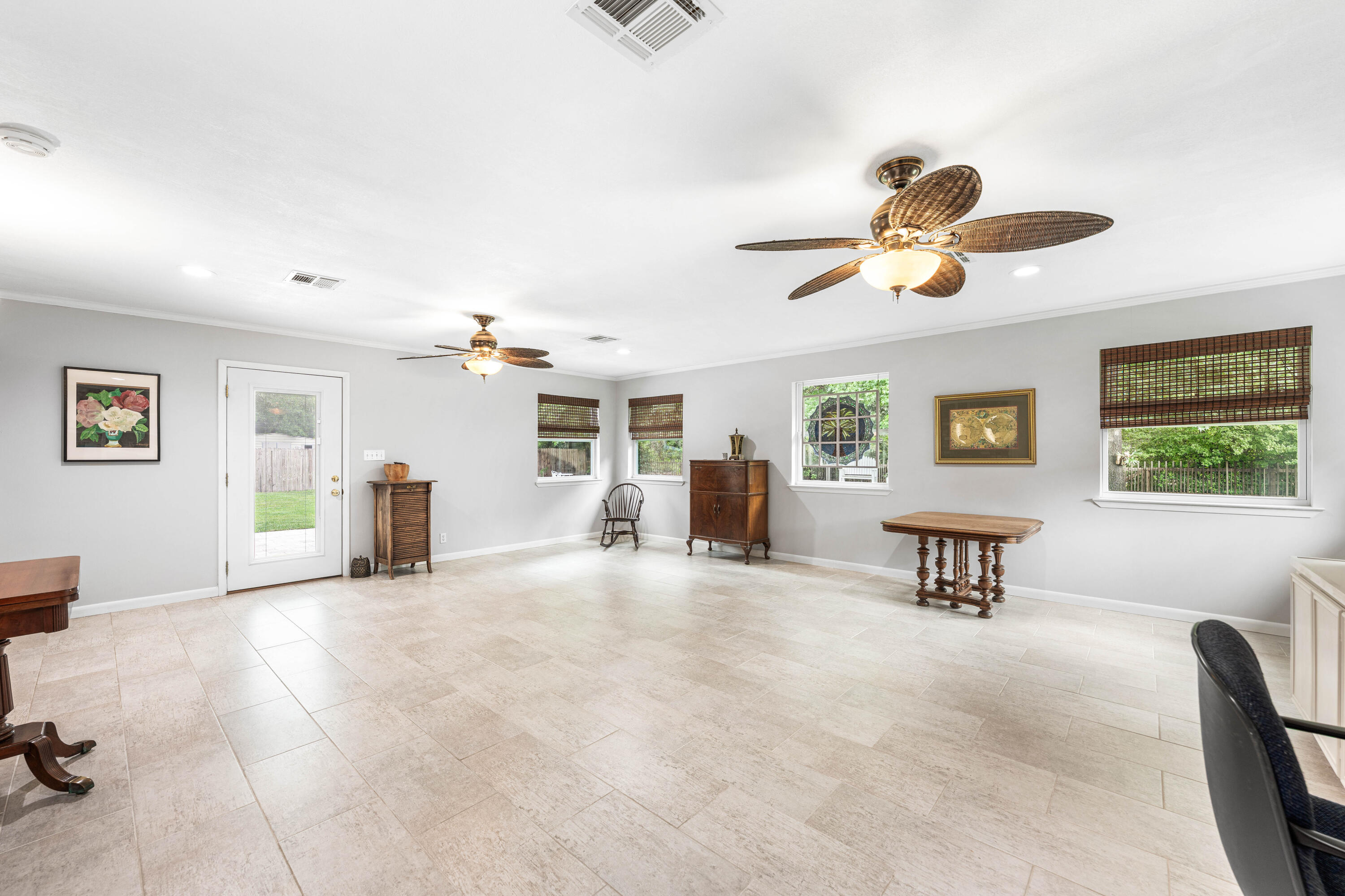 69 Country Club Road Shalimar, FL 32579 - Photo 24 of 53 69 Country Club-39