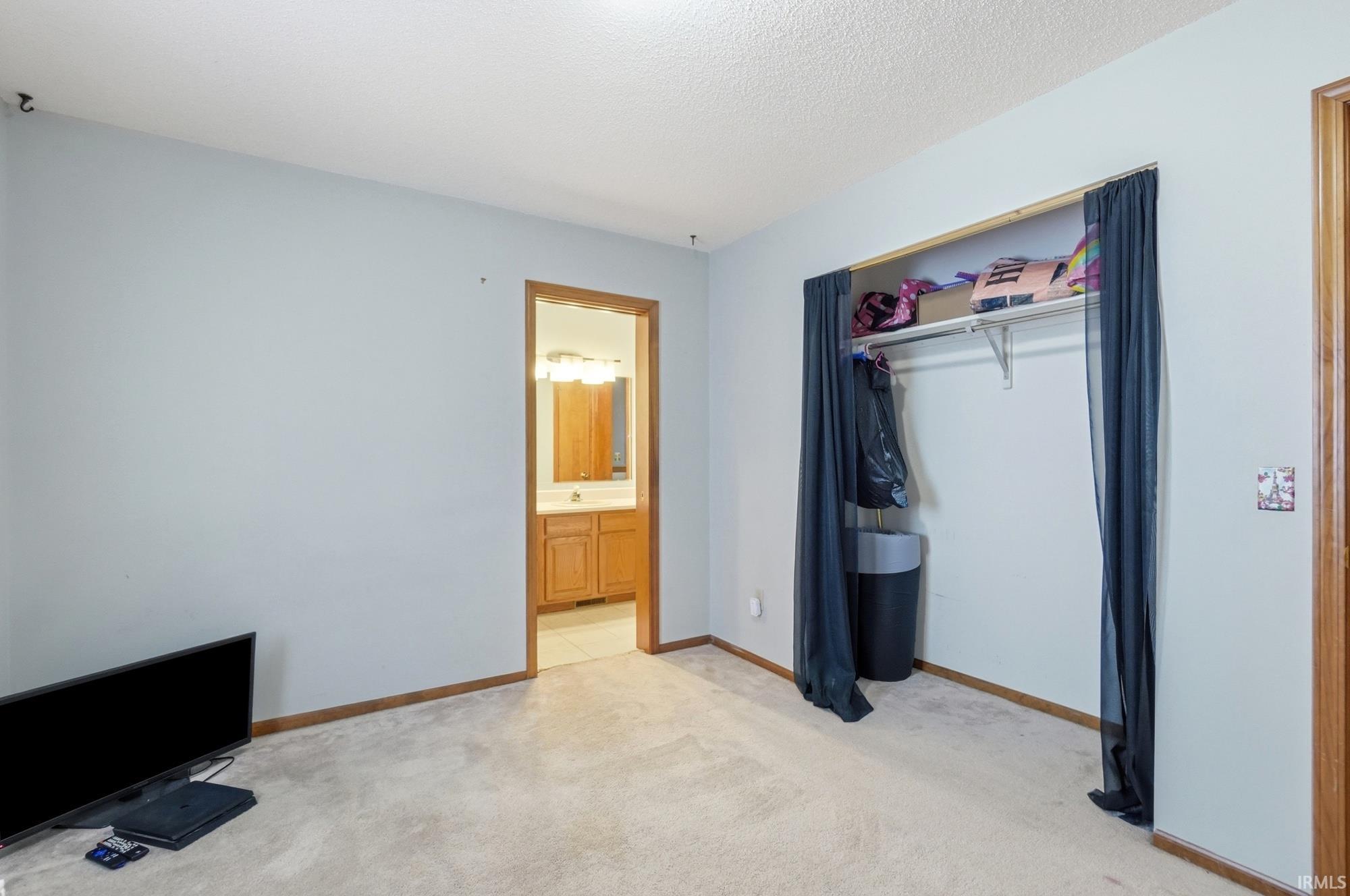 2317 Broken Oak Road Fort Wayne, IN 46818 - Photo 27 of 41 Gallery Image 27
