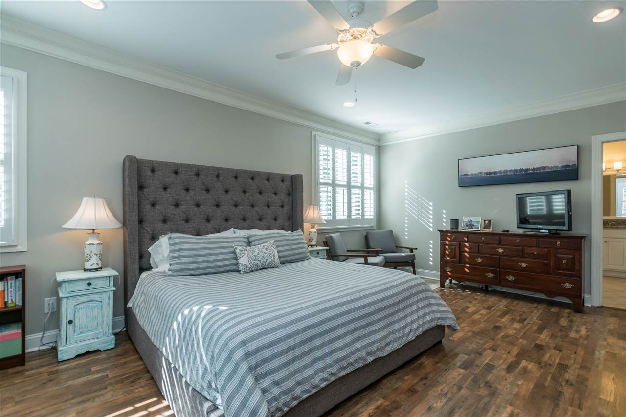 2817 Mayview Road Raleigh, NC 27607 - Photo 20 of 26 Photo 21