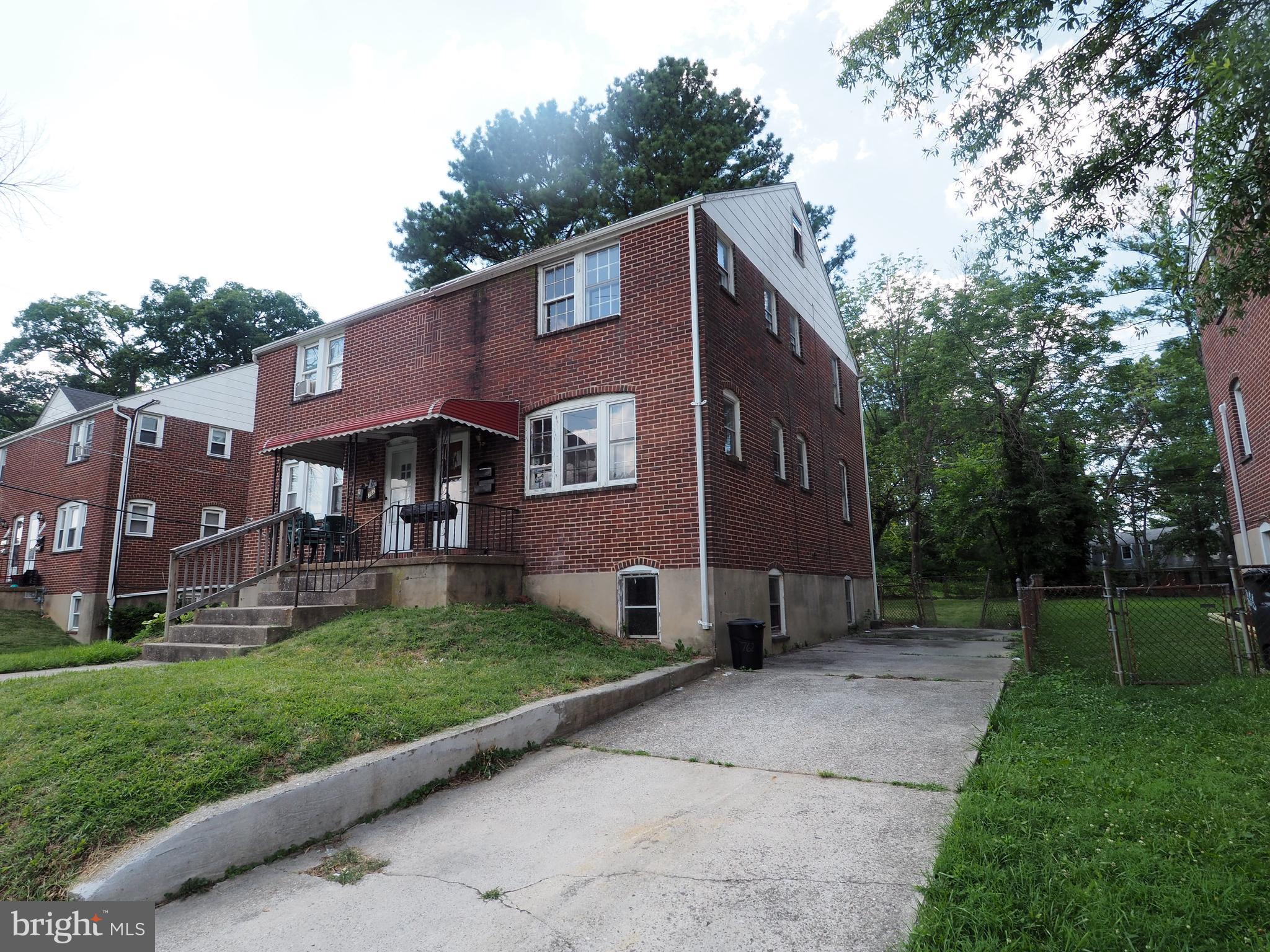 764 Charing Cross Road Baltimore, MD 21229 - Photo 4 of 9 Exterior (Front)